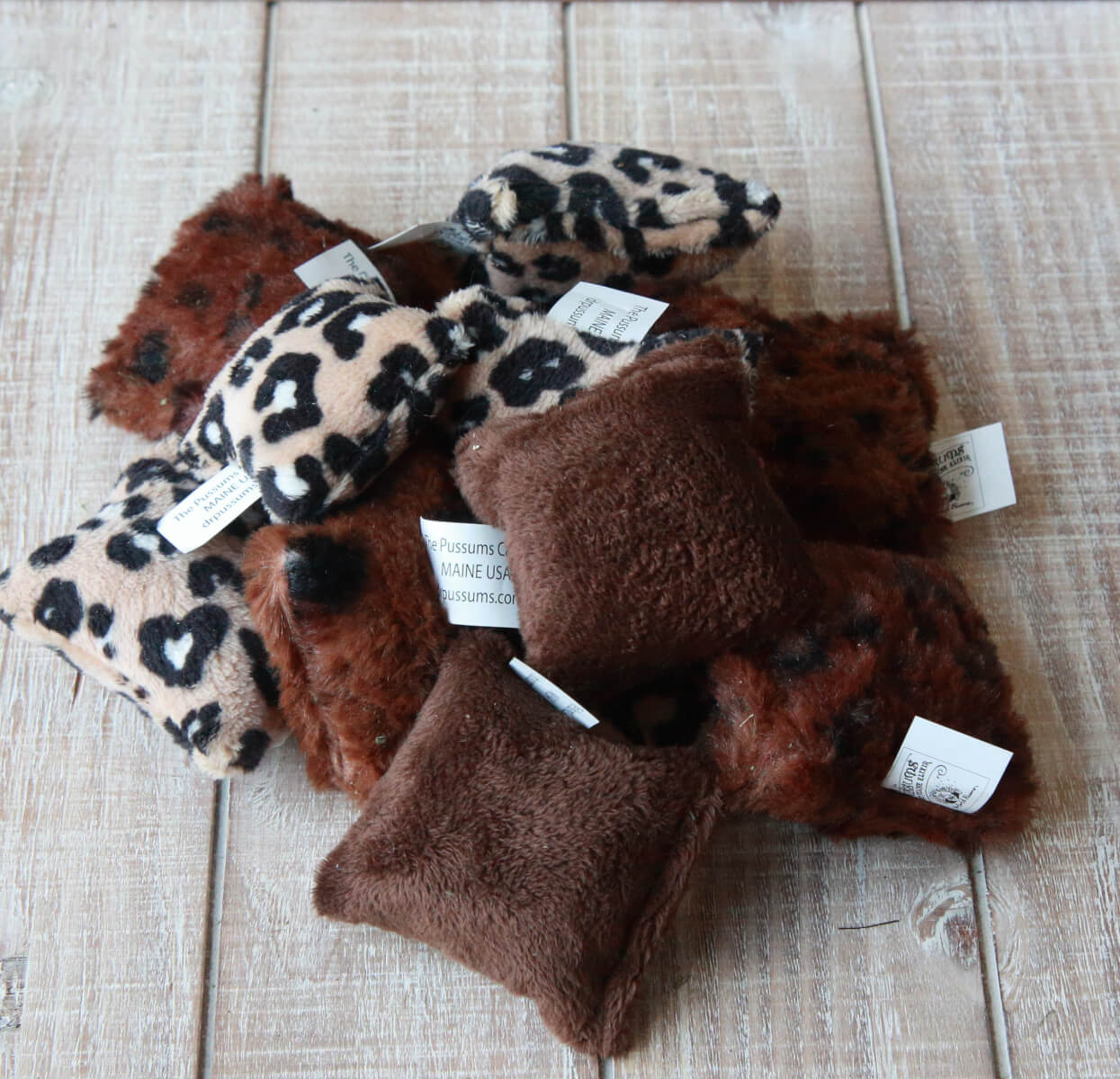 Dr. Pussums Kitten Kuddlers Catnip Pillows - Image 2
